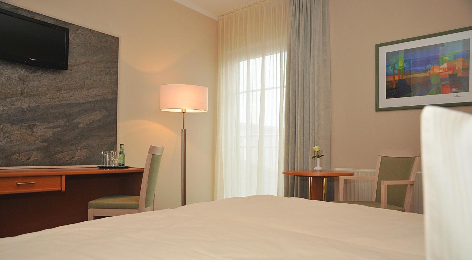 Hotel Friesen Werdau Exteriör bild