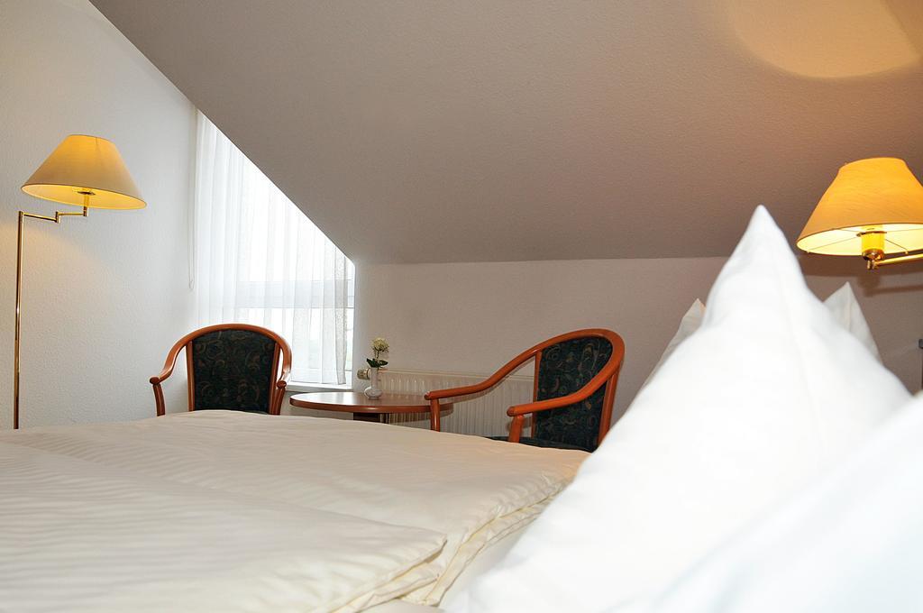 Hotel Friesen Werdau Exteriör bild