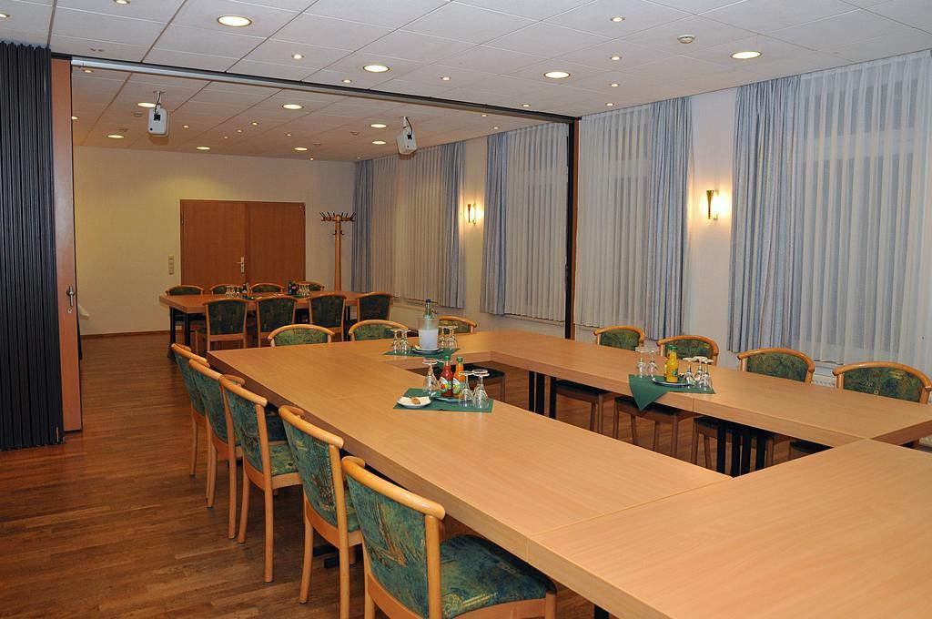 Hotel Friesen Werdau Exteriör bild